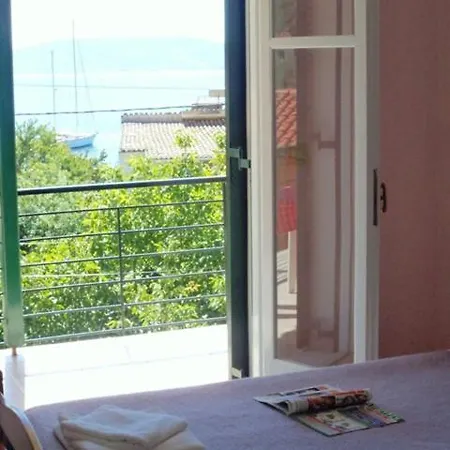 Nikolas Yiannis, Bay Sea View